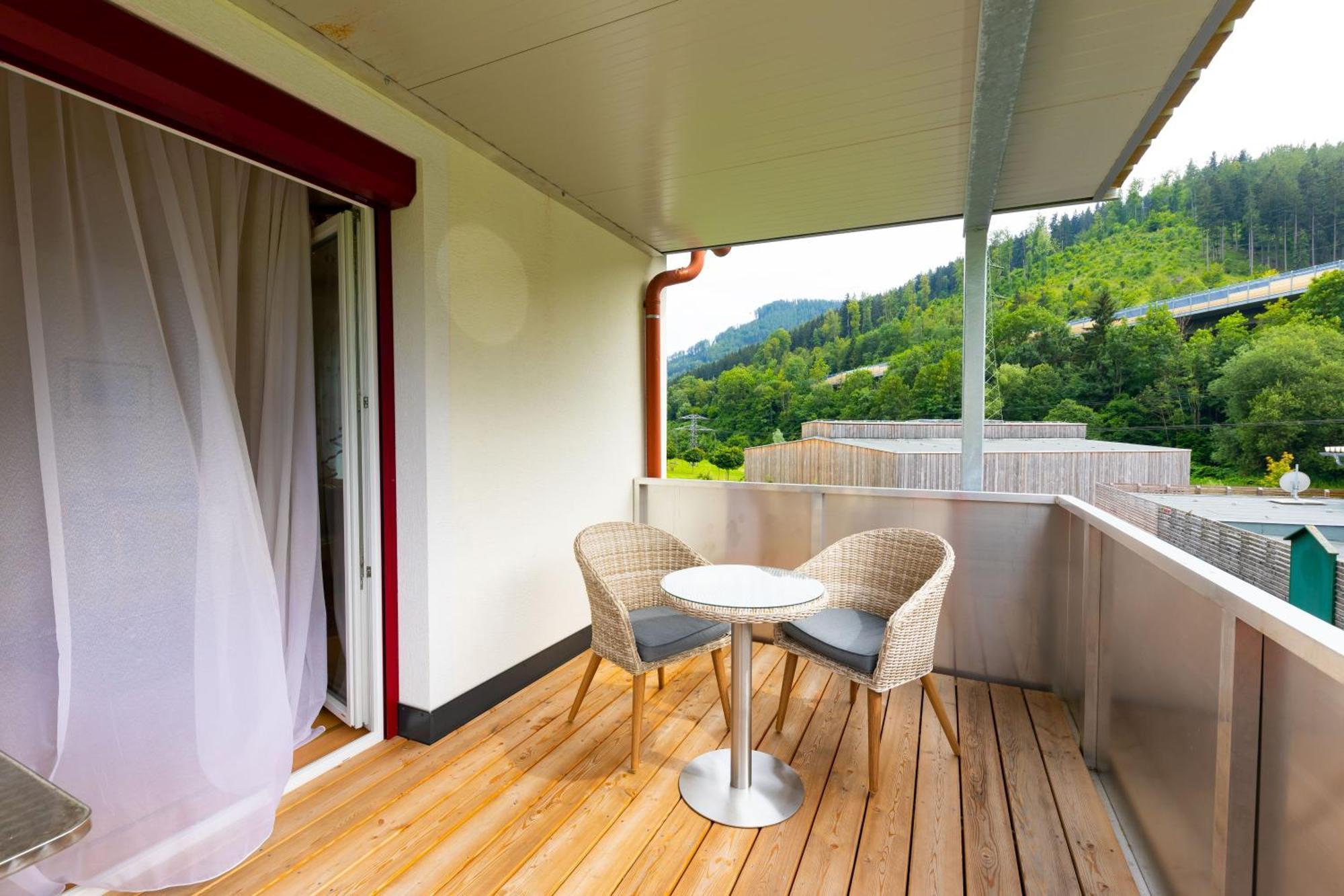 Apartmenthaus Pastner Am Teich Übelbach Dış mekan fotoğraf